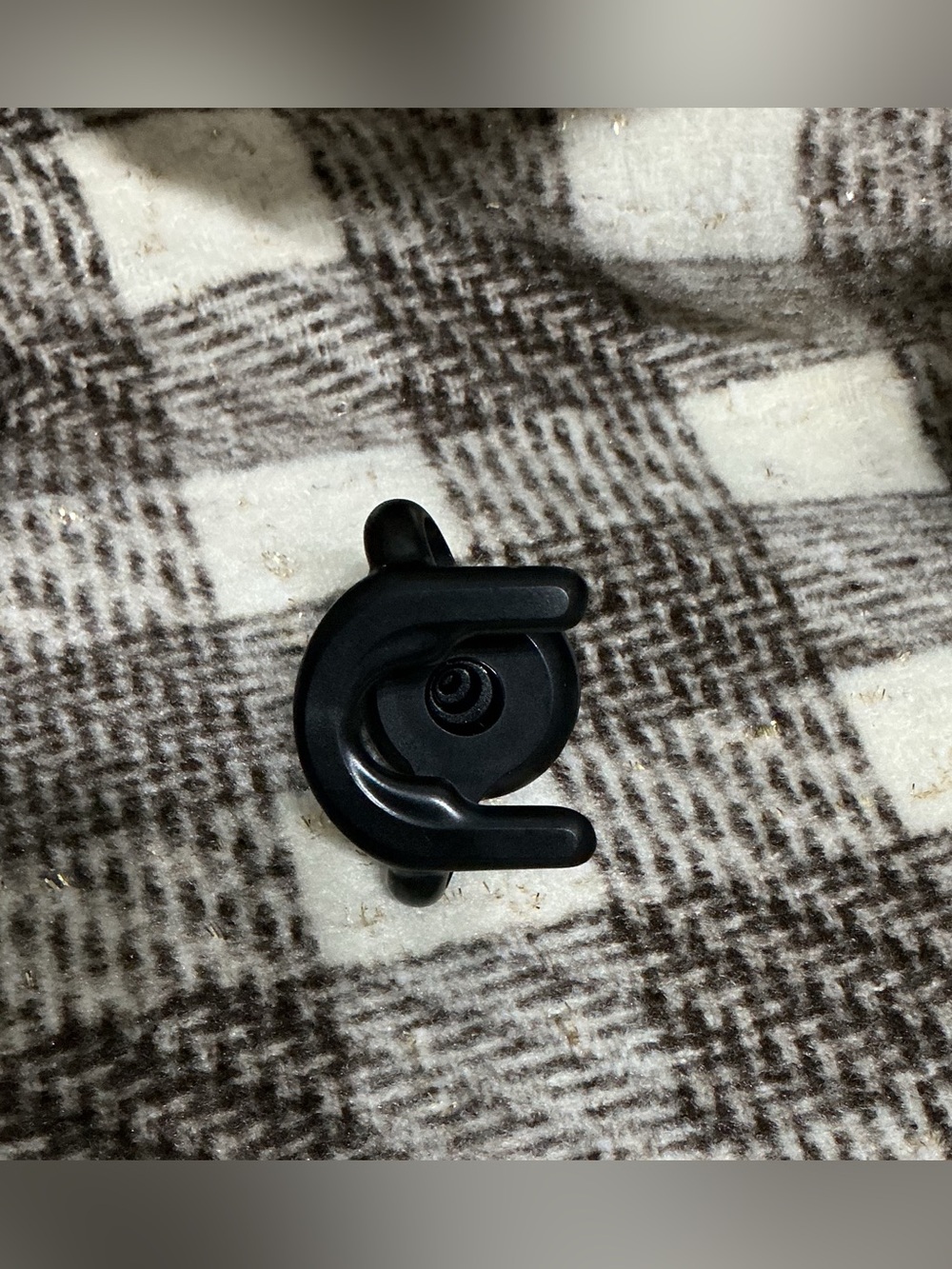 POPSOCKET POPMOUNT PHONE HOLDER FOR CAR